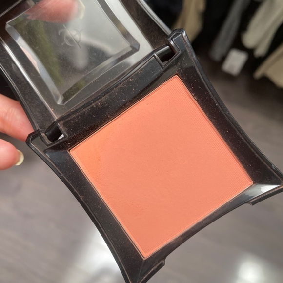 Illamasqua Blush - Lover - Picture 5 of 5